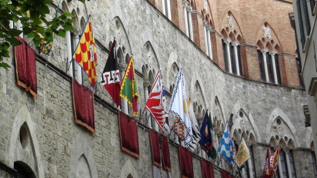 Sweetlittlehouse47 - Dentro Le Mura, Parcheggio Gratuito Siena Exterior foto